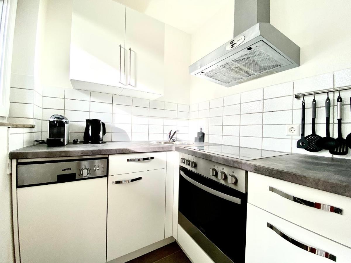 Top-Apartment Mit Parkplatz Und Balkon Reutlingen Exterior photo